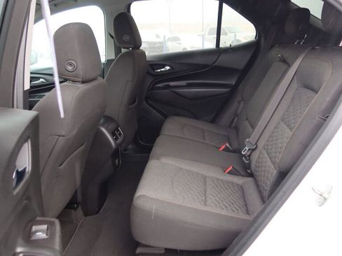 Used 2018 Chevrolet Equinox LT image 13