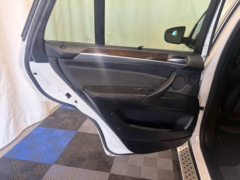Used 2011 BMW X5 xDrive35i AWD/4WD image 9