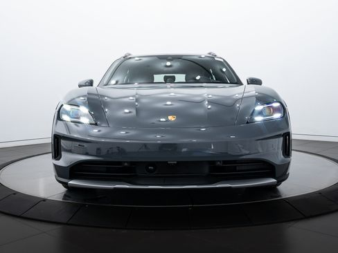 New 2025 Porsche Taycan 4 Cross Turismo image 10