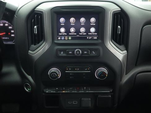 Used 2022 Chevrolet Silverado 1500 Custom image 13