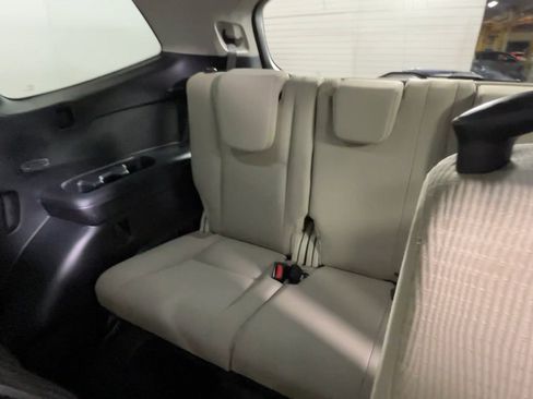 Used 2023 Subaru Ascent Premium w/ Convenience Package AWD/4WD image 18