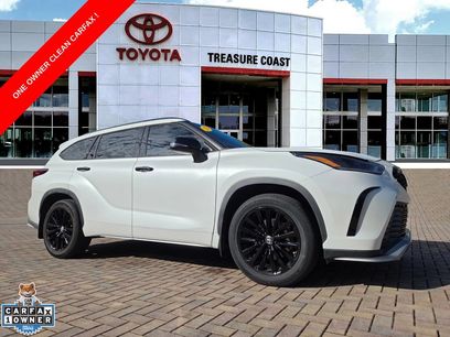 Used 2023 Toyota Highlander XSE