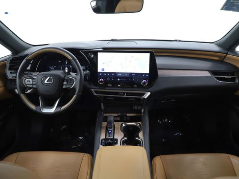 Used 2025 Lexus RX 350h w/ Convenience Package image 13