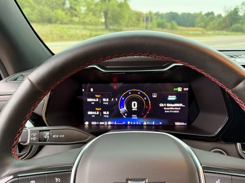 Certified 2024 Chevrolet Colorado Z71 w/ Z71 Convenience Package 2 image 17