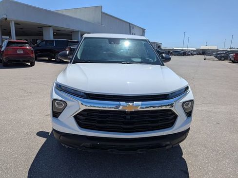 Used 2026 Chevrolet TrailBlazer LS w/ LS Convenience Package image 8