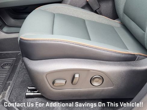 New 2026 GMC Acadia AT4 w/ Luxury Package AWD/4WD image 18