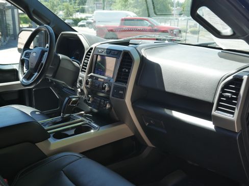 Used 2020 Ford F150 Lariat w/ Equipment Group 502A Luxury AWD/4WD image 28