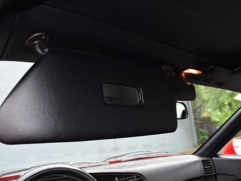 Used 1993 Porsche 968 image 39