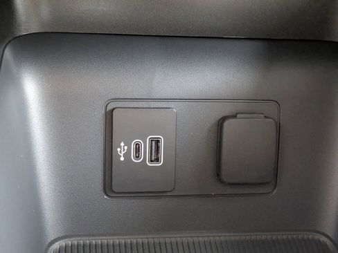 New 2026 Ford Explorer Active w/ Active Comfort Package image 25