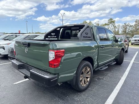 Certified 2024 Nissan Titan SV w/ SV Bronze Edition Package image 6