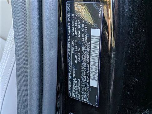 New 2026 Volvo XC60 T8 Plus w/ Protection Package Premier image 20