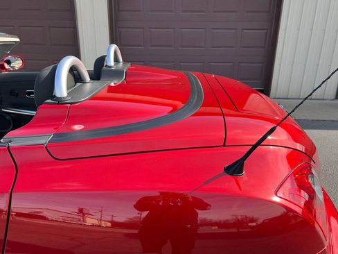 Used 2007 Chrysler Crossfire Convertible w/ Special Edition Group RWD image 46
