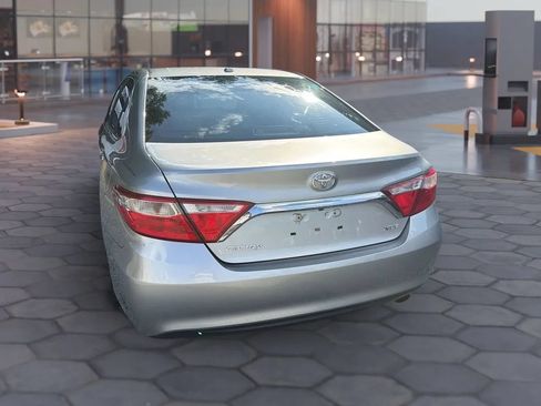 Used 2017 Toyota Camry XLE FWD image 8