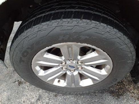 Used 2018 Ford F150 Lariat AWD/4WD image 13