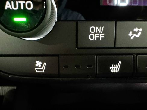 New 2026 Subaru Outback Touring XT AWD/4WD image 19