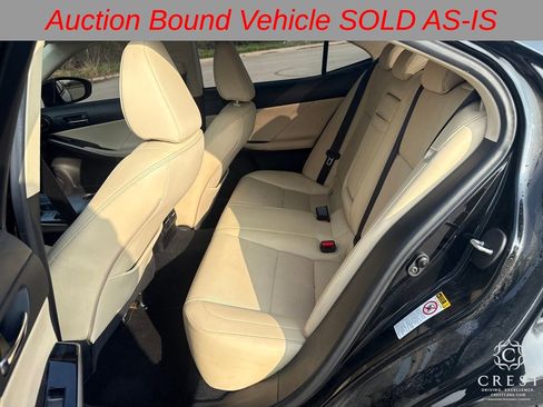 Used 2016 Lexus IS 300 AWD w/ Navigation System Package image 25