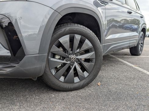 Used 2023 Volkswagen Taos S image 31