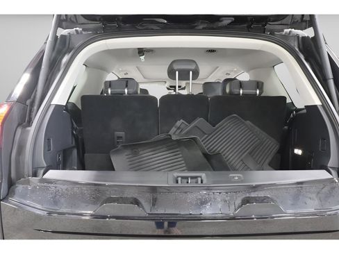 Used 2025 Ford Expedition Active image 30