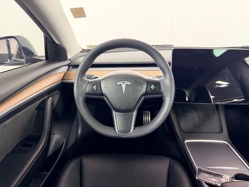 Used 2023 Tesla Model 3 Performance image 13