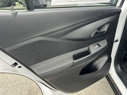 New 2026 Buick Envista Sport Touring w/ Convenience II Package FWD image 24