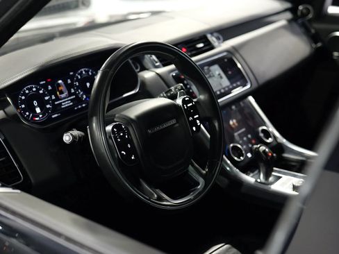 Used 2019 Land Rover Range Rover Sport HSE Dynamic AWD/4WD image 9