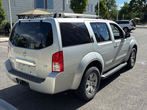 Used 2007 Nissan Pathfinder LE w/ LE Navigation Pkg AWD/4WD image 6