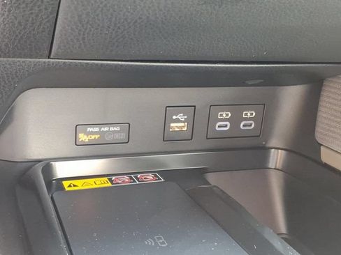 New 2026 Toyota Camry SE w/ Convenience Package FWD image 11