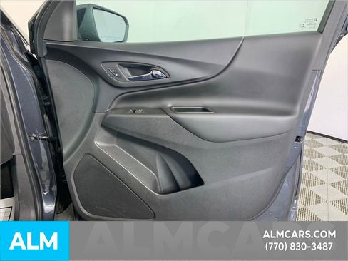 Used 2022 Chevrolet Equinox LT image 30