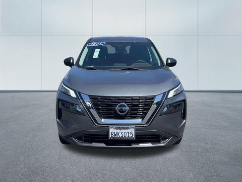 Used 2021 Nissan Rogue S FWD image 2
