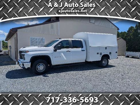 Used 2024 Chevrolet Silverado 3500 W/T w/ WT Convenience Package AWD/4WD image 1