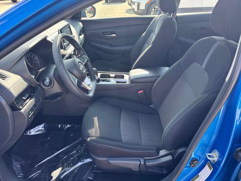 Used 2025 Nissan Sentra SV FWD image 24