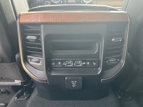 Used 2019 RAM 1500 Limited AWD/4WD image 28
