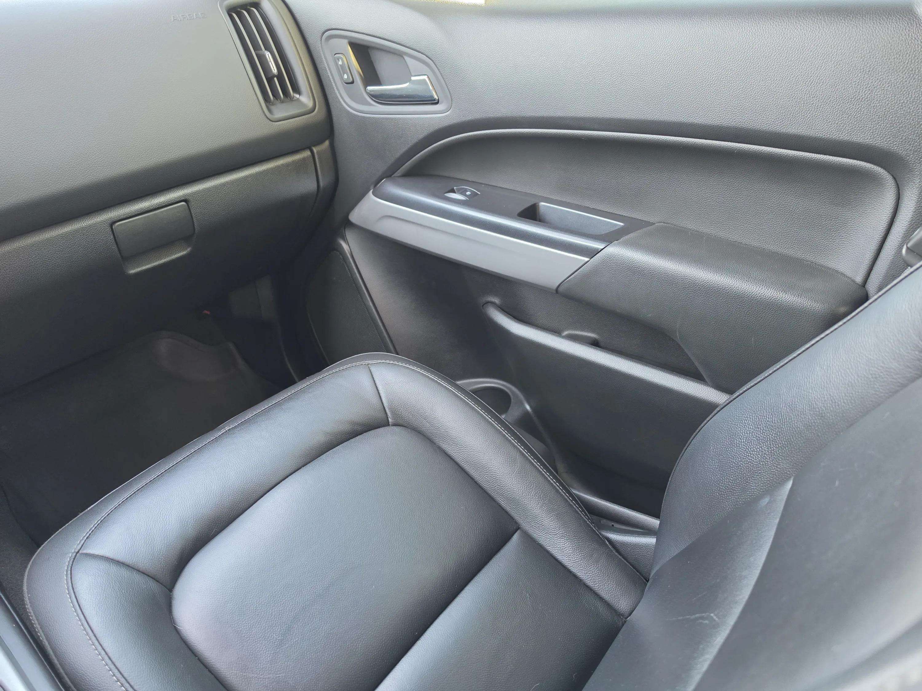 Used 2019 Chevrolet Colorado ZR2 w/ Colorado ZR2 Bison Edition AWD/4WD image 22