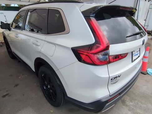 Used 2023 Honda CR-V Sport Touring image 4