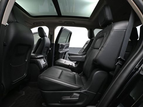 Used 2023 Lincoln Aviator Reserve w/ Class IV Trailer Tow Package image 41