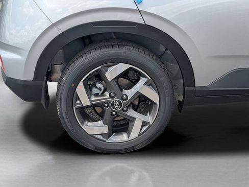 New 2026 Hyundai Venue SEL FWD image 35