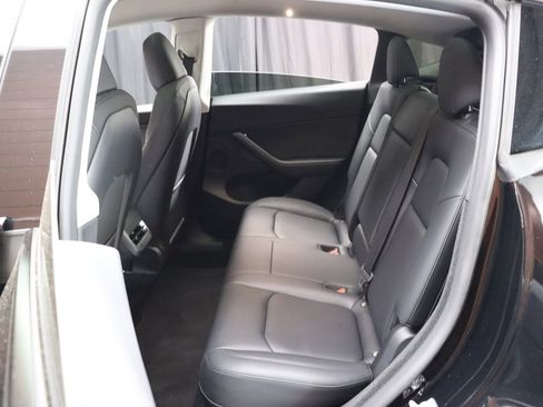 Used 2022 Tesla Model Y Performance image 45