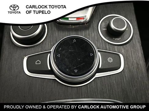 Used 2022 Alfa Romeo Stelvio Sprint image 15