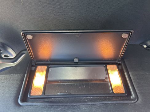 Used 2022 Dodge Challenger GT image 25