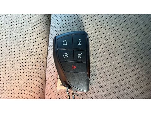 New 2026 Chevrolet Equinox ACTIV image 34