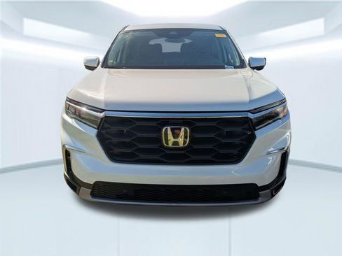 Used 2025 Honda Pilot EX-L image 5