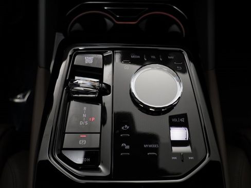 New 2026 BMW 540i xDrive w/ Executive Package image 12