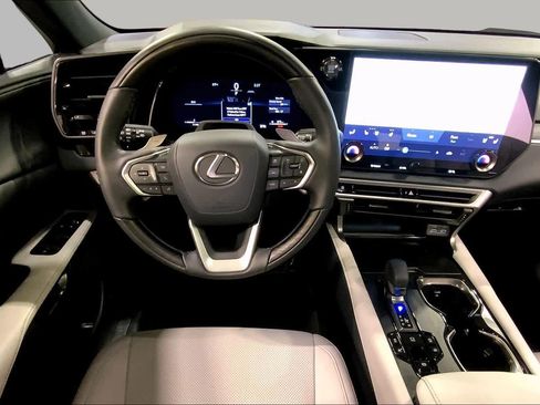 Used 2025 Lexus RX 350 Premium w/ Convenience Package AWD/4WD image 6