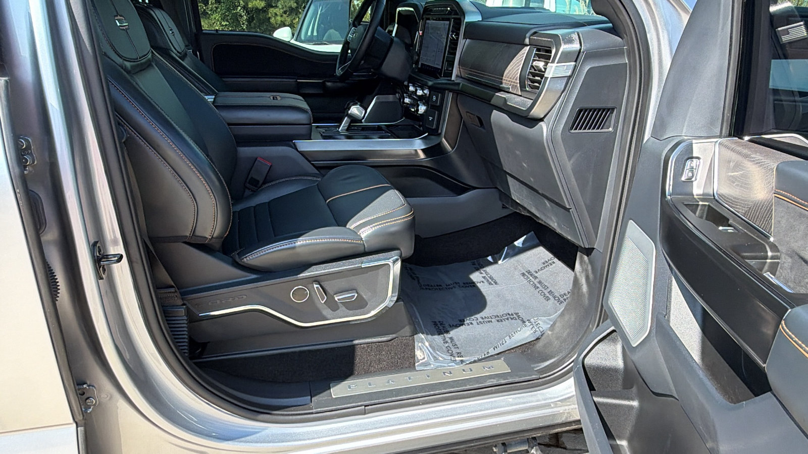 Used 2022 Ford F150 Platinum w/ Equipment Group 701A High AWD/4WD image 20