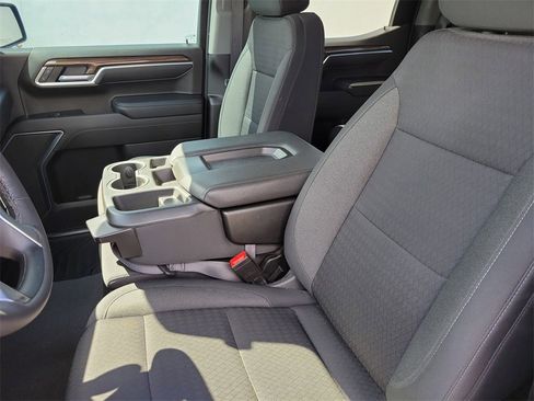 Used 2022 Chevrolet Silverado 1500 LT image 20