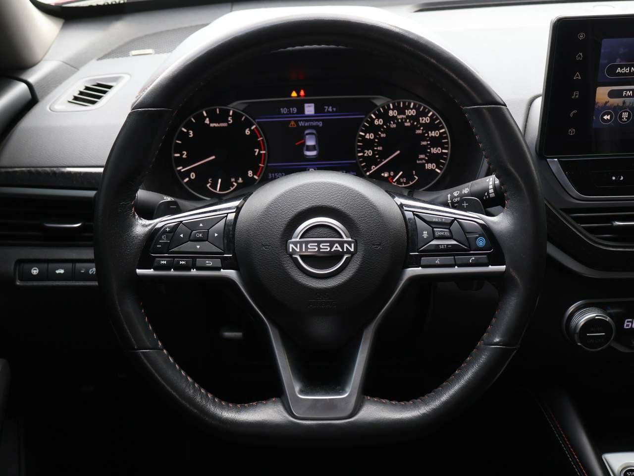 Used 2023 Nissan Altima 2.0 SR FWD image 13