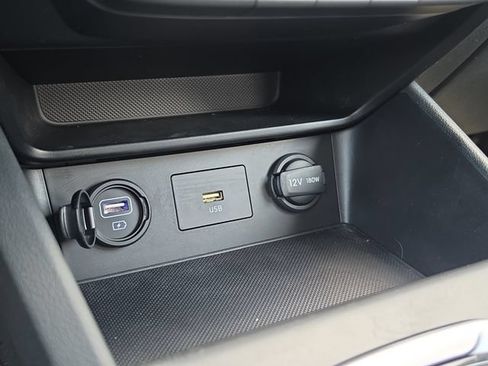 Used 2022 Hyundai Kona SEL FWD image 25