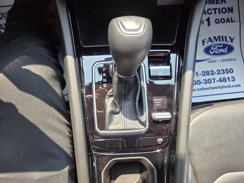 Used 2026 Jeep Compass Limited AWD/4WD image 17