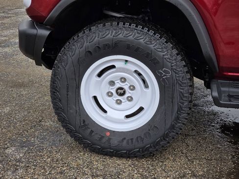 New 2025 Ford Bronco Heritage Edition AWD/4WD image 15