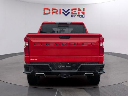 Used 2021 Chevrolet Silverado 1500 LT Trail Boss w/ Convenience Package II AWD/4WD image 4